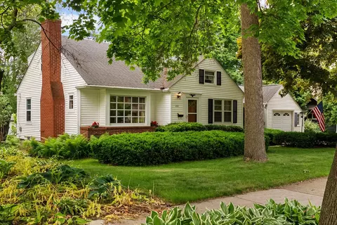 653 Orchard Dr, Madison, WI 53711