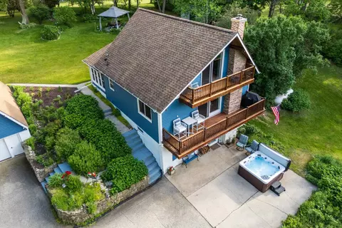550 E Applewood Rd, Edgerton, WI 53534