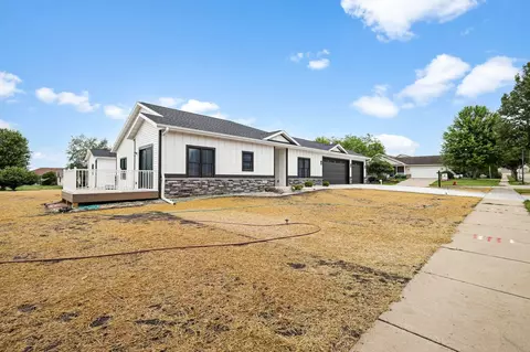 217 Dale Dr, Lodi, WI 53555