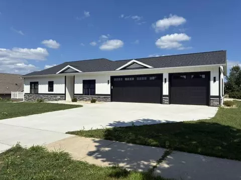 217 Dale Dr, Lodi, WI 53555