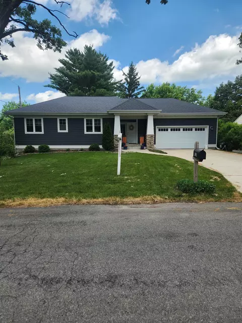 5380 Shaw Ct, Madison, WI 53705