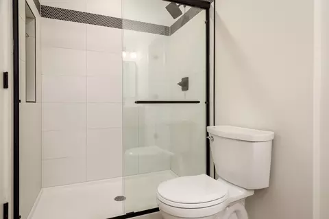 Bath - 3154 S Bartells Dr #C, Beloit, WI 53511 photo 2 of 3