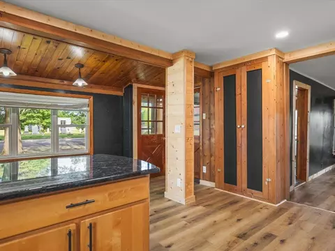 Entry Way - 304 N 3rd St, Oregon, IL 61061 photo 1 of 3