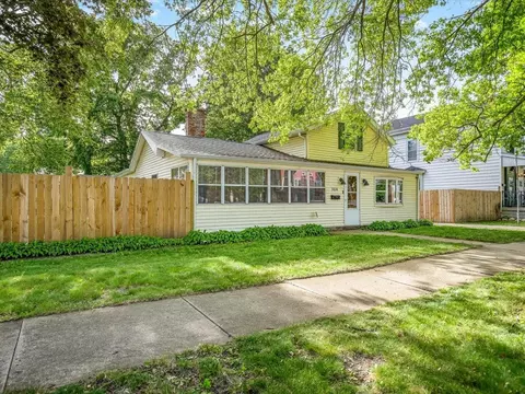 Exterior - 304 N 3rd St, Oregon, IL 61061 photo 14 of 14