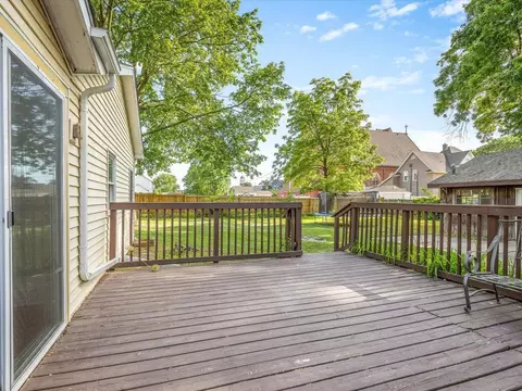 Exterior - 304 N 3rd St, Oregon, IL 61061 photo 4 of 14