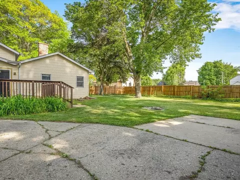 Exterior - 304 N 3rd St, Oregon, IL 61061 photo 10 of 14