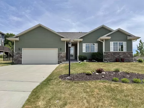 782 Waveland Ave, Janesville, WI 53548