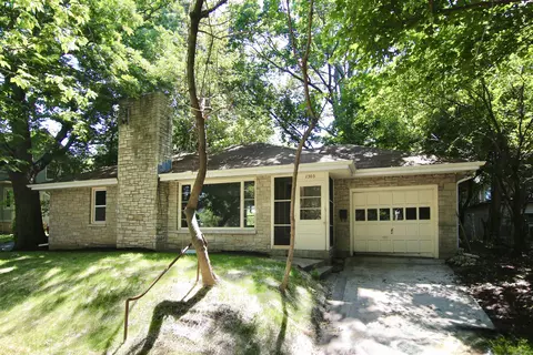 1305 E Johnson St, Madison, WI 53703