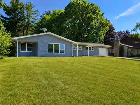 223 E Wisconsin Ave, Monticello, WI 53570
