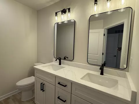 Bath - 3160 S Bartells Dr, Beloit, WI 53511 photo 4 of 4