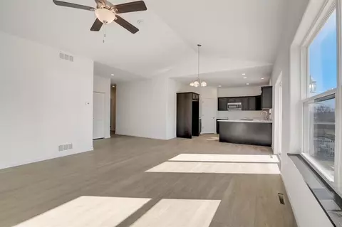 104 Langdon Ct, Cambria, WI 53923