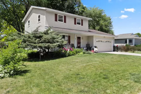 1074 Jerico Ln, Sun Prairie, WI 53590