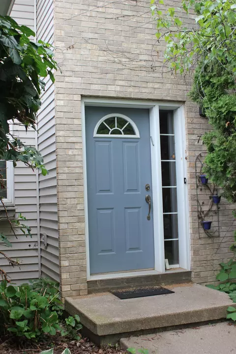 722-724 N Gammon Rd, Madison, WI 53717