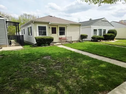 718 S 56th St, West Allis, WI 53214