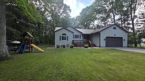 213 Frederick Dr, Westfield, WI 53964
