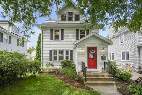 1812 Middleton St, Middleton, WI 53562