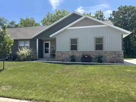 5313 N Wright Rd, Milton, WI 53563