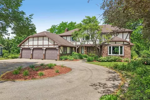 7746 Maas Dr, Verona, WI 53593