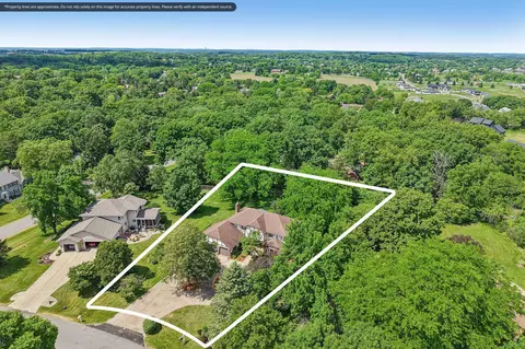 7746 Maas Dr, Verona, WI 53593