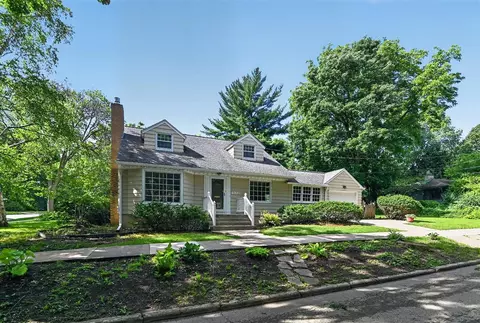 4105 Chippewa Dr, Madison, WI 53711