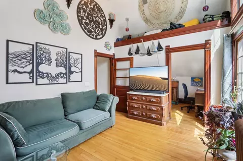 Living - 1130 E Gorham St, Madison, WI 53703 photo 3 of 3