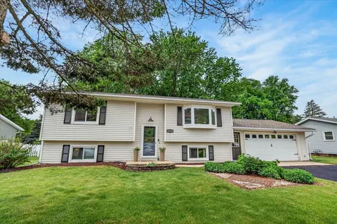 1334 N Page St, Stoughton, WI 53589