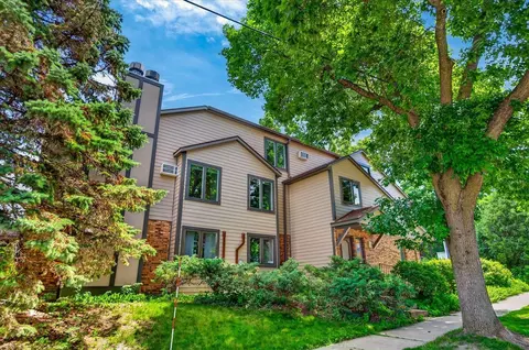 311 Forest St #2B, Madison, WI 53726