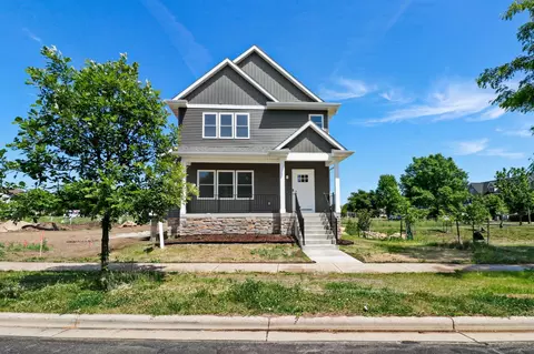 2810 Big Bluestem Pkwy, Fitchburg, WI 53711