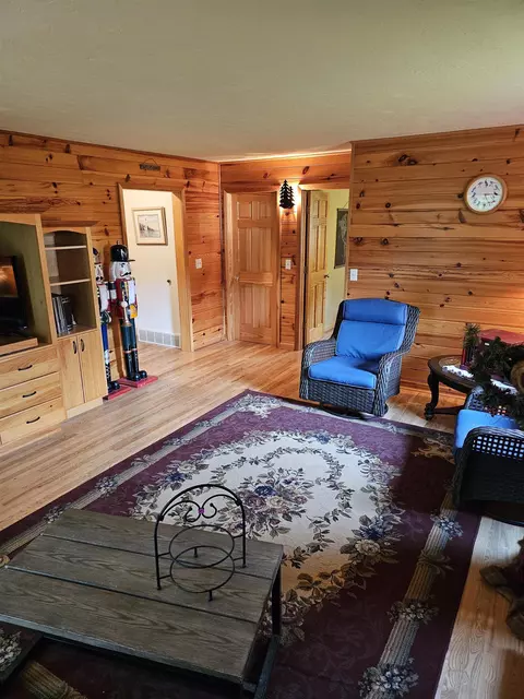 Living - 500 W Riverside Dr, Waterloo, WI 53594 photo 8 of 8