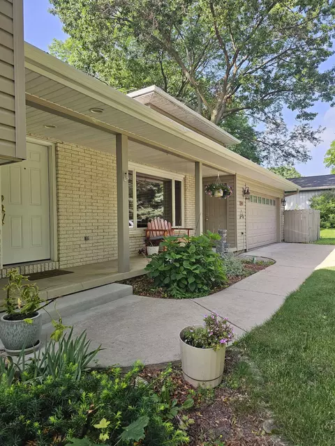Exterior - 500 W Riverside Dr, Waterloo, WI 53594 photo 6 of 13
