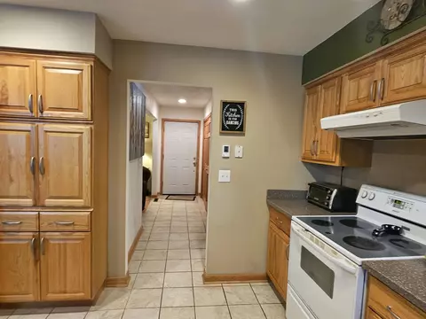 Entry Way - 500 W Riverside Dr, Waterloo, WI 53594 photo 3 of 6