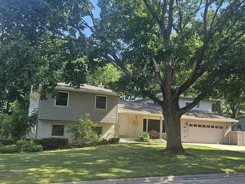 500 W Riverside Dr, Waterloo, WI 53594