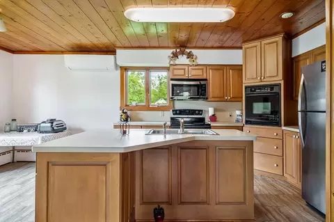 Kitchen - 3004 Riverside Dr, Beloit, WI 53511 photo 2 of 5