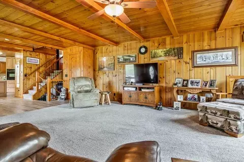Living - 3004 Riverside Dr, Beloit, WI 53511 photo 4 of 6