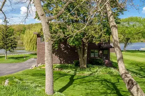 Exterior - 3004 Riverside Dr, Beloit, WI 53511 photo 1 of 18
