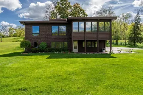 Exterior - 3004 Riverside Dr, Beloit, WI 53511 photo 8 of 18