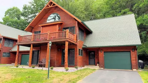 55 Bowman Rd #311, Wisconsin Dells, WI 53965