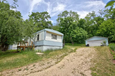 314 Railroad St, Rio, WI 53960
