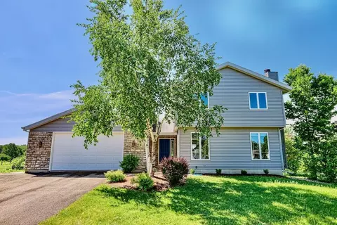 6413 Dylyn Dr, Madison, WI 53719