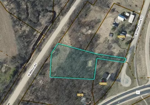 10519 N Otter Creek Rd, Milton, WI 53563