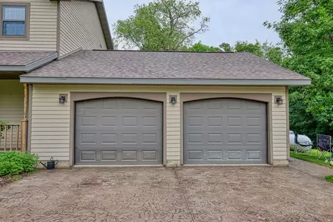 Exterior - e4930 Rolling Ridge Road, Spring Green, WI 53588 photo 4 of 12