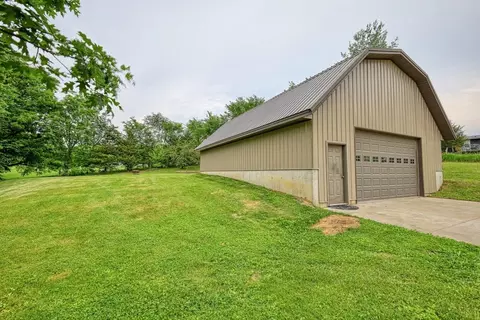 Exterior - e4930 Rolling Ridge Road, Spring Green, WI 53588 photo 6 of 12
