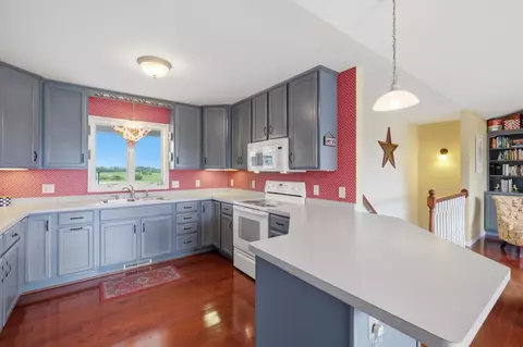 w5364 Windmill Ridge Road, New Glarus, WI 53574 photo 16