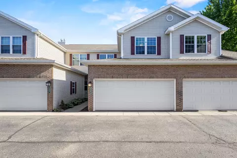 3829 Maple Grove Dr, Madison, WI 53719