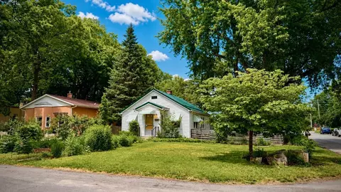 1701 Fremont Ave, Madison, WI 53704