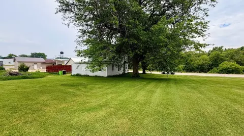 Exterior - 495 E John St, Markesan, WI 53946 photo 3 of 3