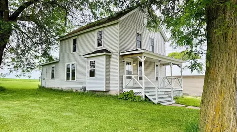 495 E John St, Markesan, WI 53946