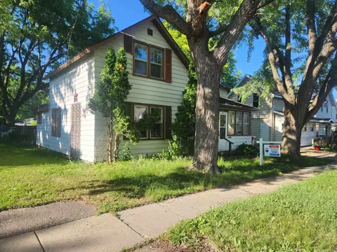 415 West Ave, Mauston, WI 53948