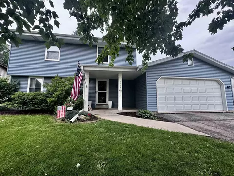 1115 Hiawatha Dr, Beaver Dam, WI 53916