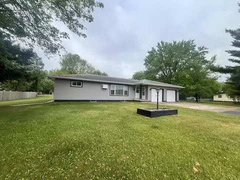 208 Roberts St, Friendship, WI 53934